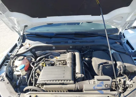 2018 Volkswagen Jetta 1.4T S из США, поврежденный, VIN 3VW2B7AJ9JM214127